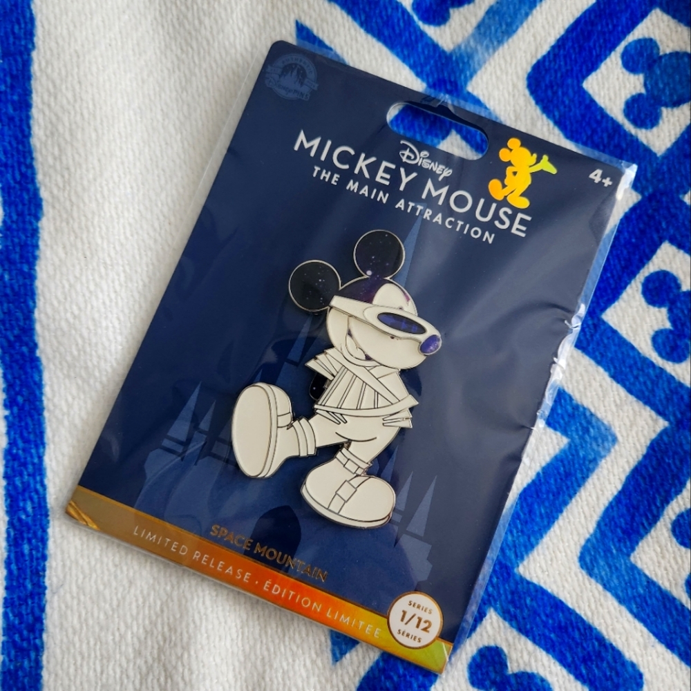 Mickey Mouse Main Attraction Disney Space Mountain limited release collector pin